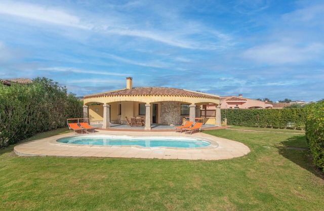 Maravillosa casa de vacaciones privada con piscina privada, A/C, WIFI, TV, patio y aparcamiento