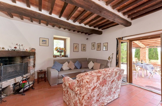 Alleinstehendes Ferienhaus mit W-LAN, TV, Innenhof, Haustiere erlaubt, Panoramablick, Parkplatz