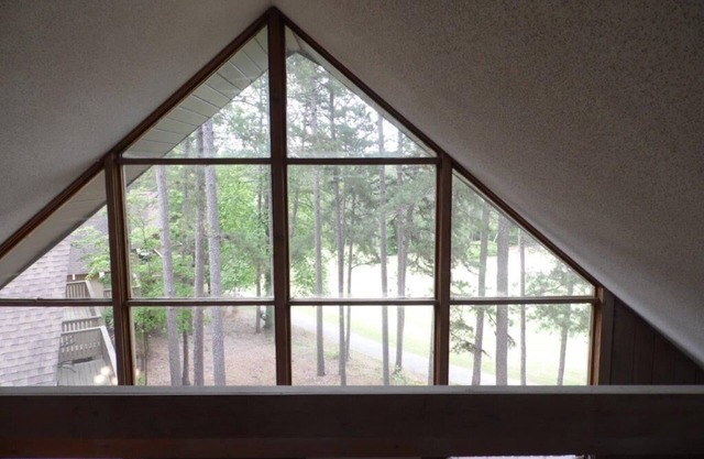Schöne, malerische Keowee Key Wohnung mit Blick auf den Golfplatz!