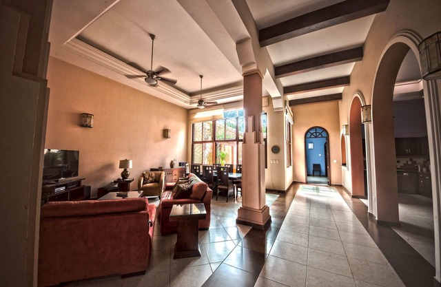 Hermosa Quiet Home Histórico W privada Cerca de la playa y Plaza