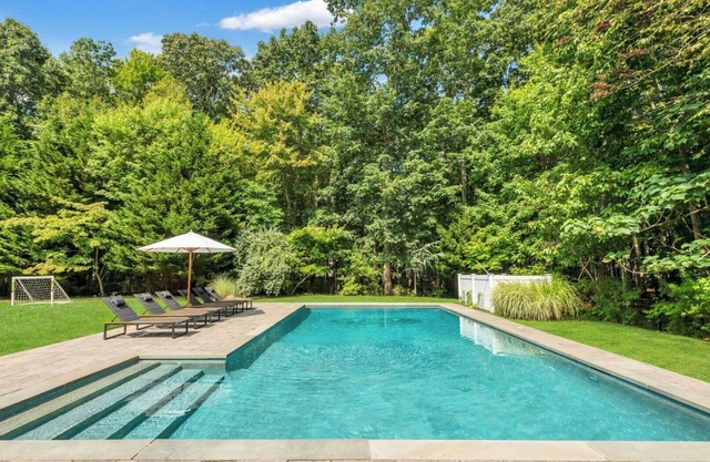 Beautiful Ranch Style Shelter Island Home with Private Pool, Close to Golf.