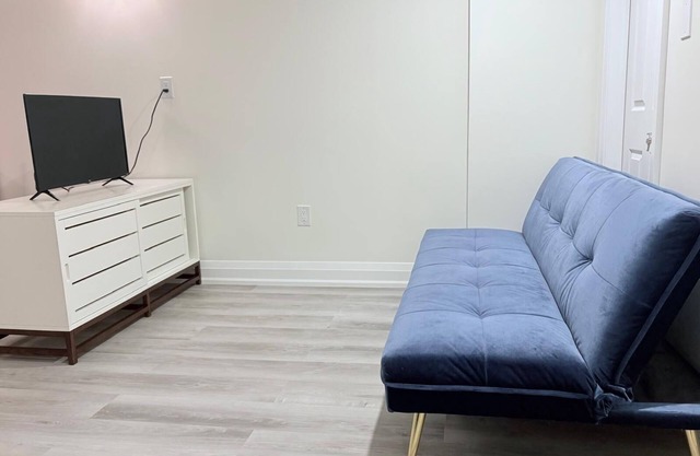 Beautiful Renovated Basement Apartment
