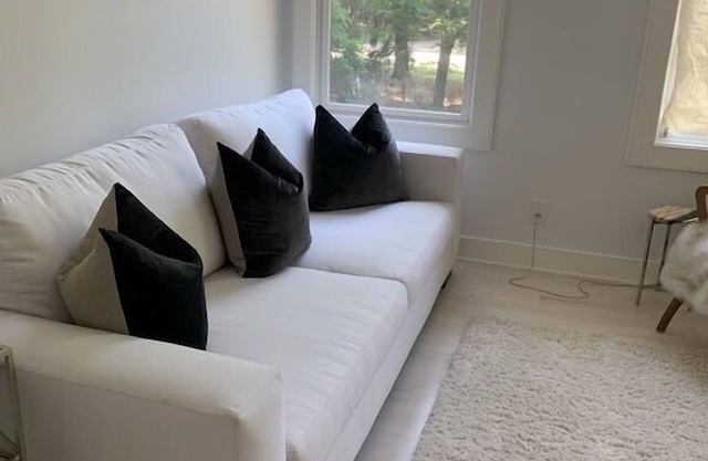Beautiful Renovated Guest Wing
