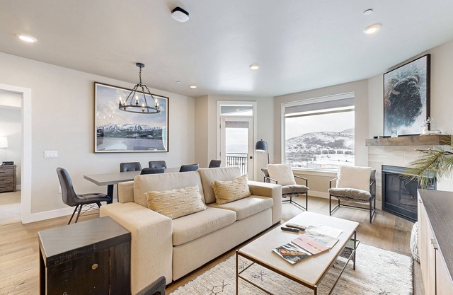 Beautiful resort condo with incredible amenities and shuttle service