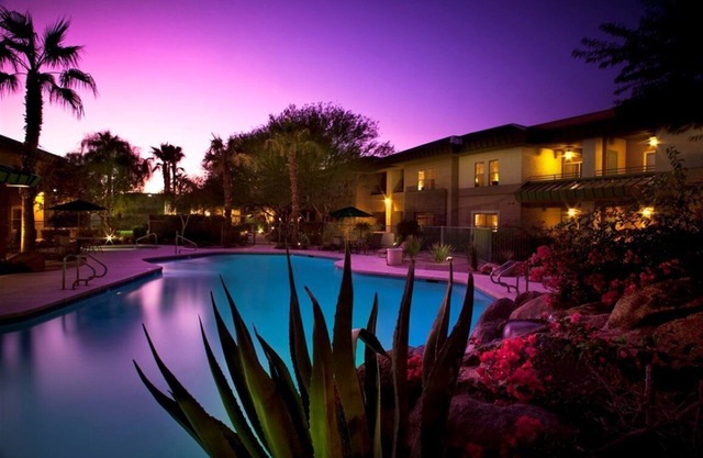 Wunderschönes Resort im Herzen von allem!