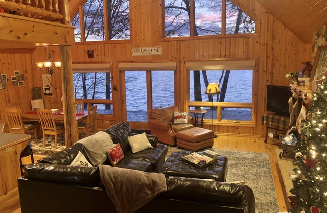 Beautiful Ruth Lake Home.