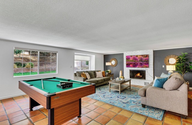 Beautiful Santa Clarita Oasis