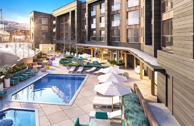 Beautiful Ski-in/Ski-out Resort Studio sleeps 4