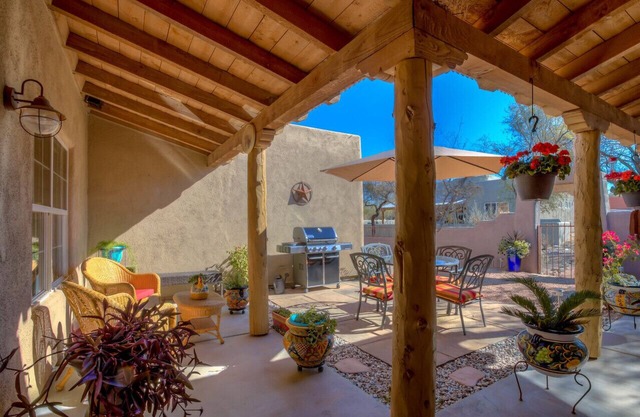 Beautiful Southwest Retreat in Civano