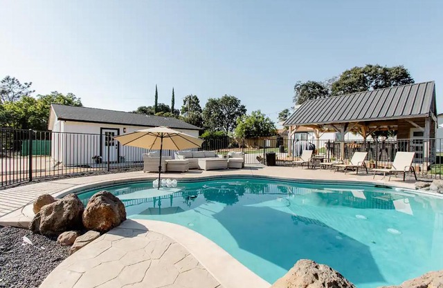 Beautiful spacious guest home
