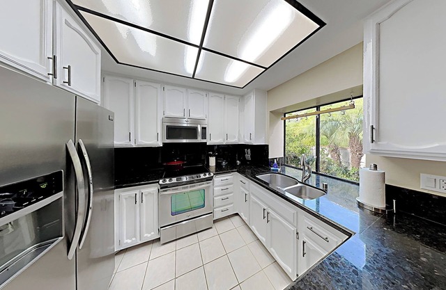 Peaceful Tierrasanta "Island in the Hills" 3 level single family Home