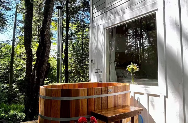 Beautiful Timber Frame Retreat