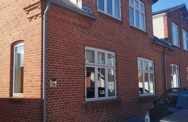 Schönes Stadthaus in einer ruhigen Gegend nahe dem Zentrum von Nykøbing Mors