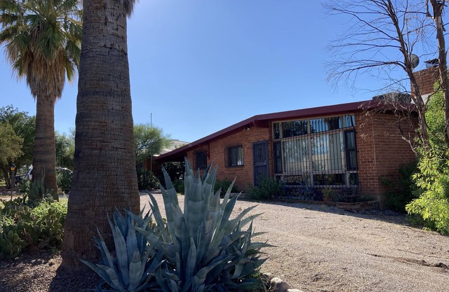 Beautiful Tucson Home w/Pool