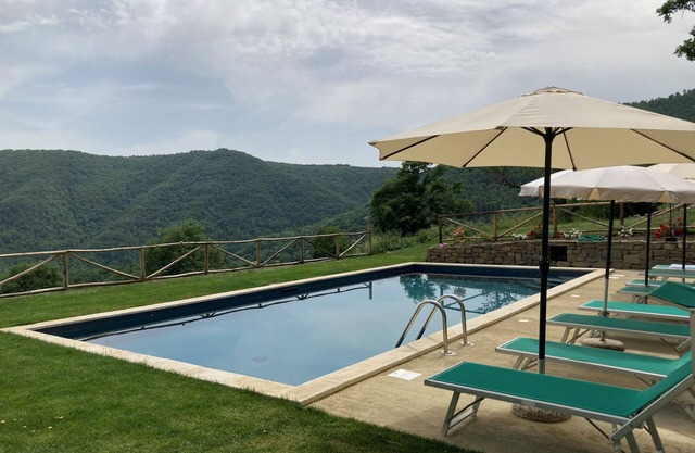 Traumhafte toskanische Villa mit Swimmingpool in sehr schöner Lage