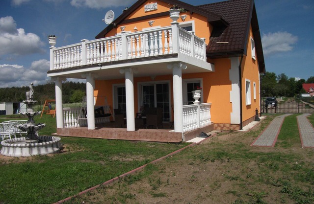 Schönes Ferienhaus zwischen Ückermünder Heide & Stettiner Haff für 10 Per.