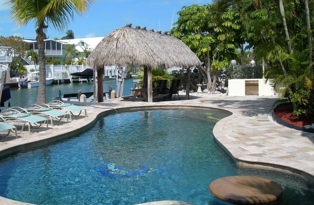 Schöne Venetian Shores, Gemütliches Haus, Pool beheizt, Tiki, Schiffshebewerk, Fish & Dive.
