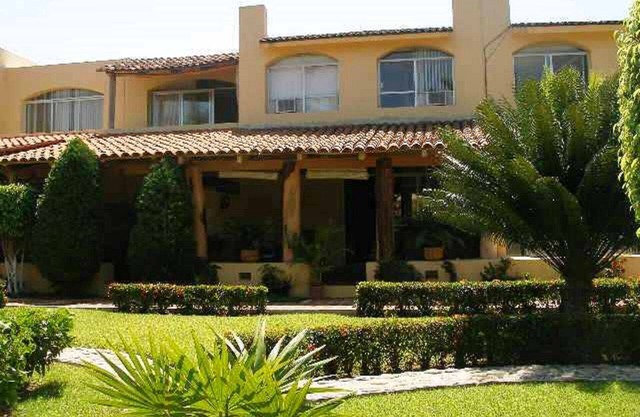 Schöne Villa mit exzellenter Lage in einem Komplex mit 2 Pools