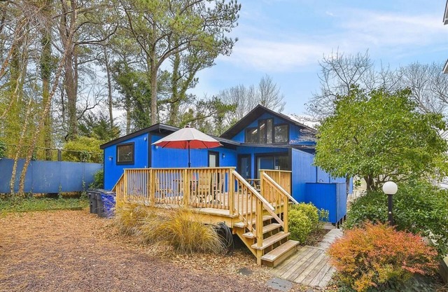 10% DISCOUNT FOR 7NITE RENTAL start any nite. 600 dollars -4 nt min Pet Friendly