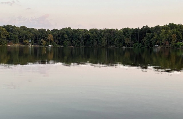 Beautiful views and lake front home on Toledo Bend! Fish right of the dock!