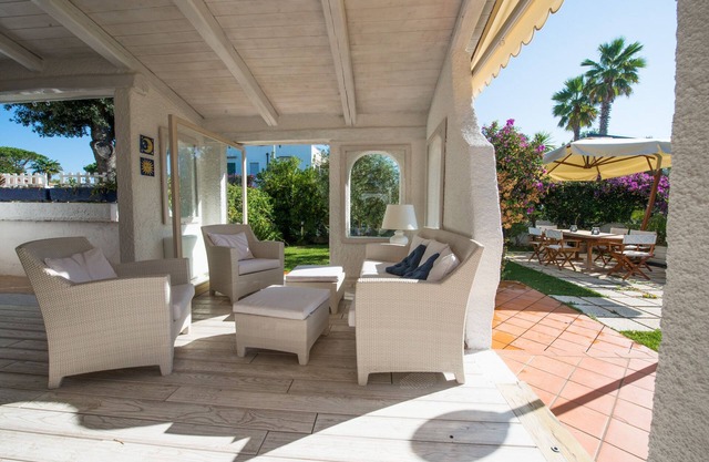 Schöne Villa 50 Meter vom Meer entfernt