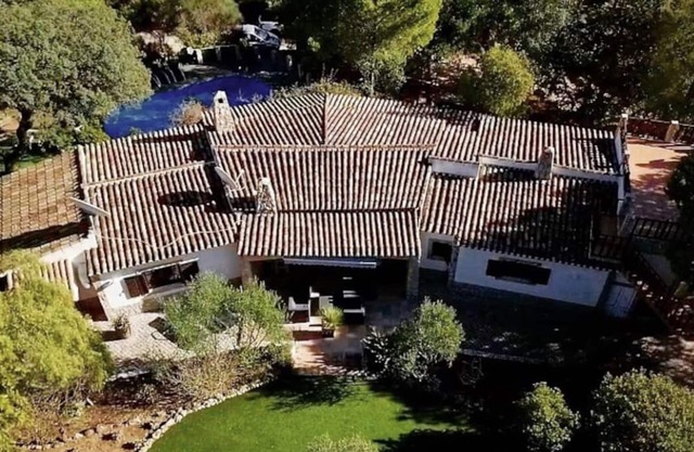 Beautiful villa in tropical gardens 4bedrooms 8people