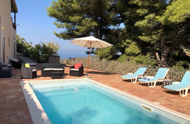 Schöne Villa mit eigenem Pool und Terrassen, Amazing Meer- und Bergblick