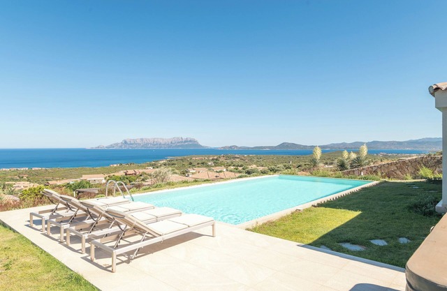 Schöne Villa "Martina" mit Meerblick, Pool & A/C