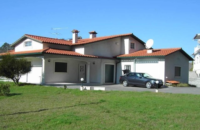 Schöne Villa, NAZARE`35KM in der Nähe von Vieira Beach, Strand in 6 Minuten