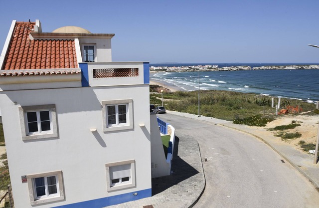 Schöne Villa am Baleal Beach CL