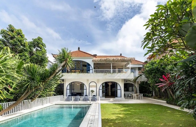 Schöne Villa mit privatem Pool und großem Garten - perfekt für Familien