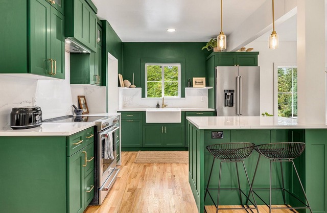 *NEW* Vintage Home in the Heart of Camas 5 beds