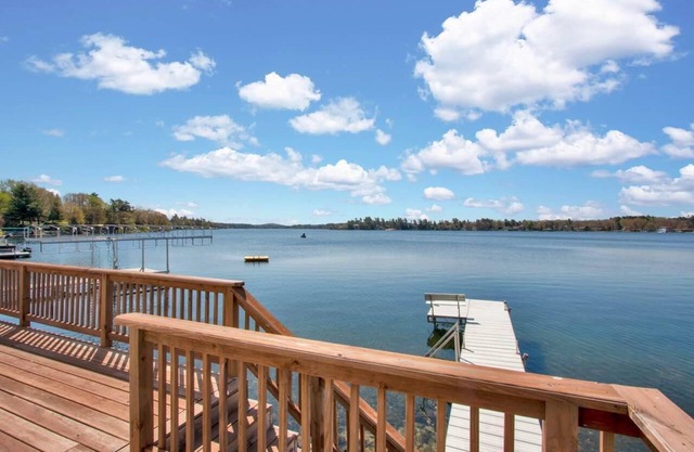 *New* - Water's Edge Retreat on Big Silver Lake, Wautoma