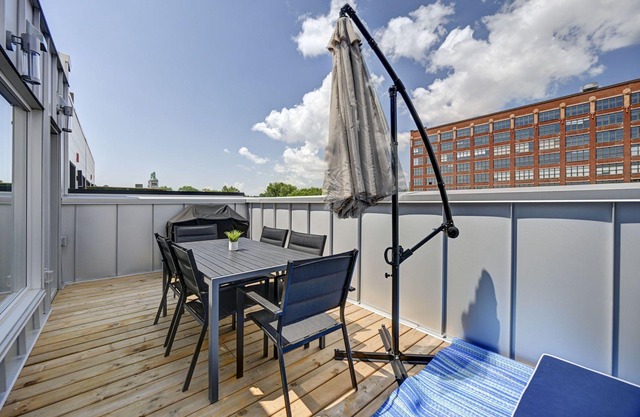 Beautifull 2 bedrooms/2 bathrooms condo with private terrasse.