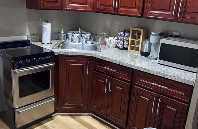 Beautifully decorated cozy 3bedroom apartment 10min away from JFK International