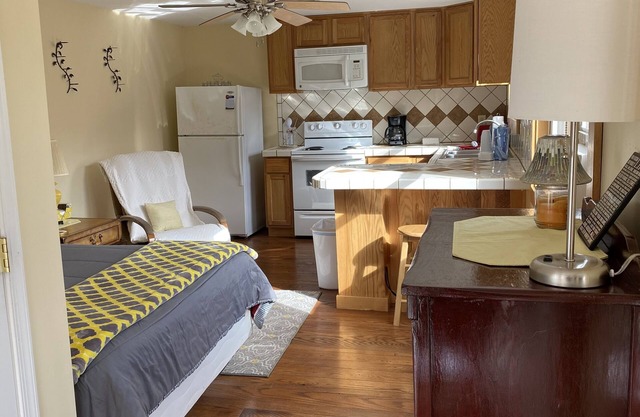 Beautifully Finished Apartment in a Peaceful Private Setting