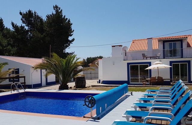 Wunderschön renoviertes rustikales Haus mit Gartenzimmer und beheiztem Pool