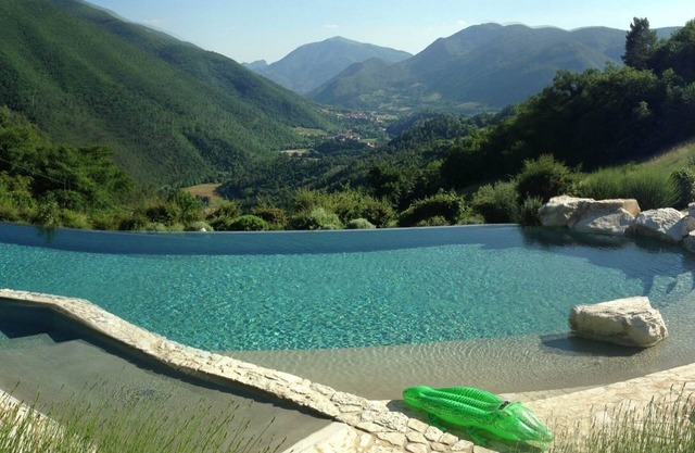 Schön restaurierte 16 Jahrhundert Zuflucht bei InfinityPool und herrlichem Blick