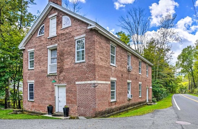 Beautifully Restored 1820s Industrial Loft Living On A Creek