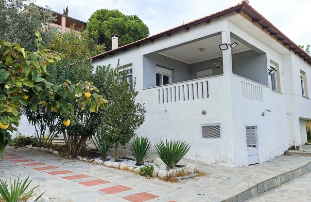 SIESTA VILLA von Oliven- mit Blick auf das Meer Oase der Ruhe