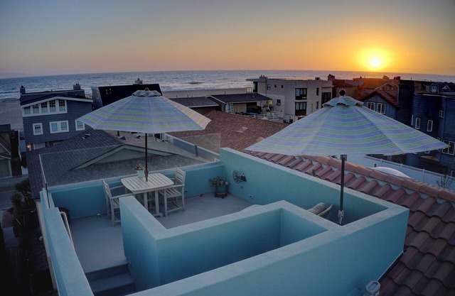 Beauty and the Beach offers Seaside Relaxation