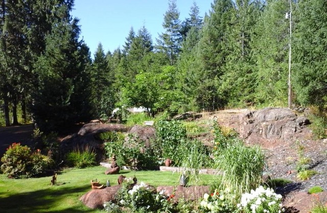 Beaver Hut Bed And Breakfast