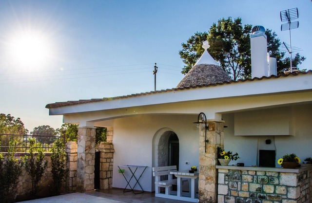 Beb umgeben von viel Grün, nur wenige Kilometer von Alberobello entfernt, mit Schwimmbad und Spa