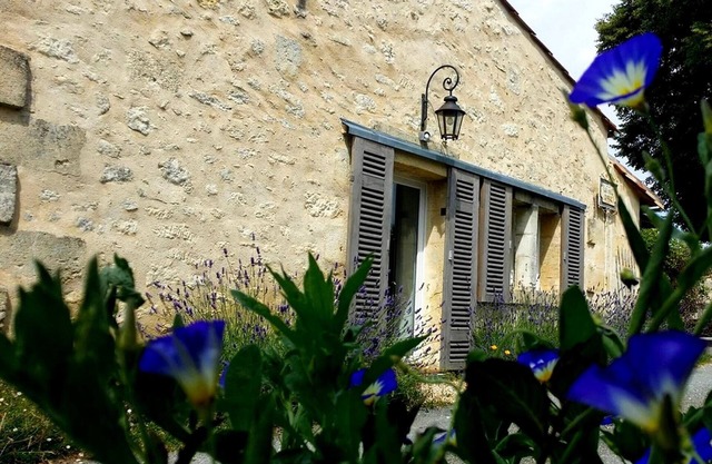 Cosy Cottage Bed and Breakfast Cottage in der Nähe von St Emilion Bordeaux Pool Air Cond