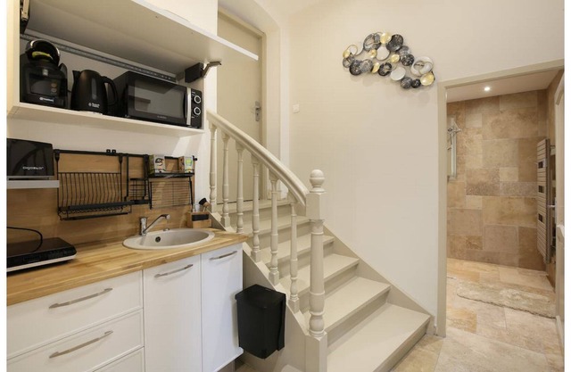 Bed and Breakfast Bruguières - 15min from the airport