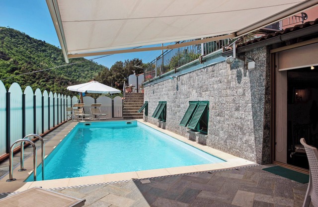 Ferienwohnung Casa Gocce Di Cristallo mit Meerblick, Pool und WLAN