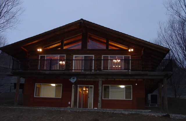 Bett, Scheune, Frühstück Log Home 50 Acres Rural Idaho