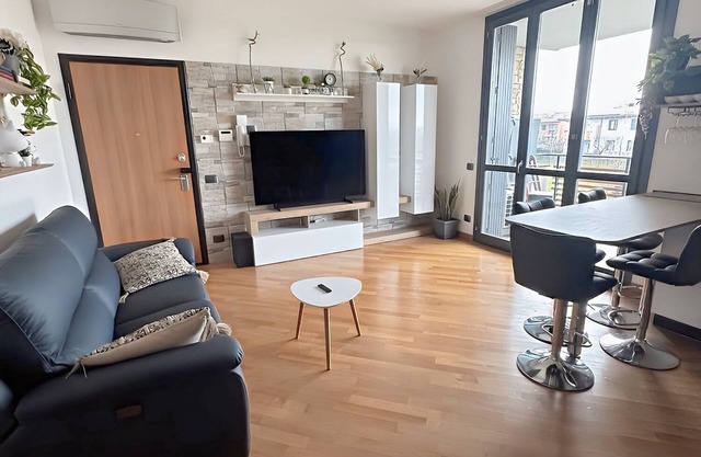 Bed & Bergamo Holiday Home in neighborhood surrounded by greenery, 5km from the airport!