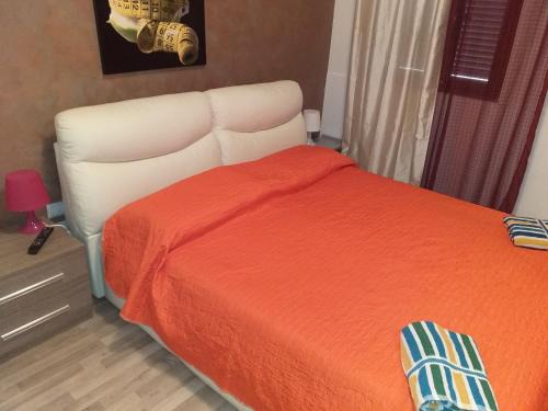 BED&FLY NEAR AIRPORT CATANIA FONTANAROSSA BAGNO PRIVATO In CAMERA