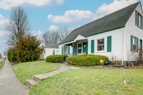 Beech Grove Vacation Rental with Private Yard